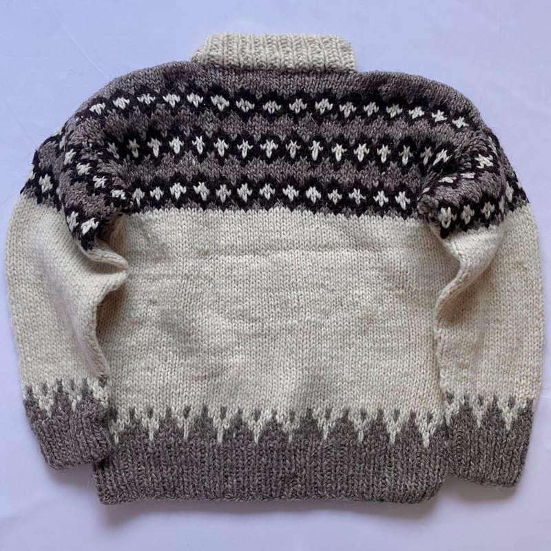 Made in Ecuador hand knit sweater | jane's vintage