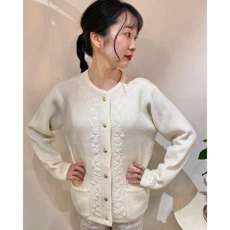 【リール掲載】White knit cardigan