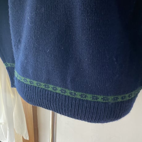 80s handcrafted metal hook sweater