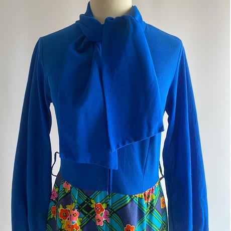 1970s ribbon collar blue dress