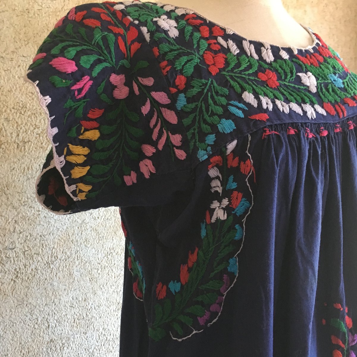 ヴィンテージ　メキシカンワンピース　刺繍 サンアントニーノ刺繍 ワンピース ヴィンテージ メキシカン