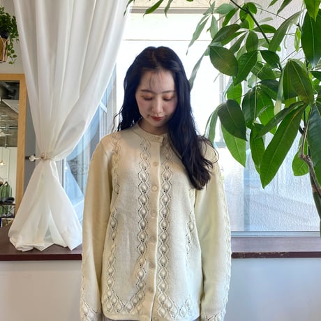 White knit cardigan