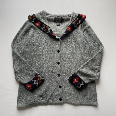 Big collar cardigan