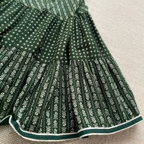 Deep green tyrol tired skirt