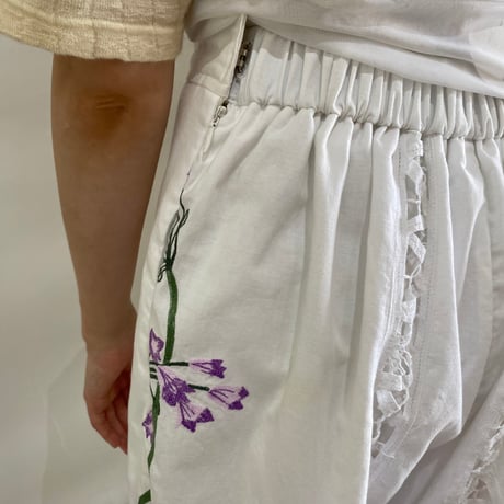Remake: tablecloth embroidery pants 04