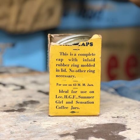Vintage Lee WW2 VICTORY JAR CAPS