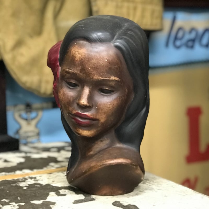 Vintage Hawaiian Hula Girl Bust 1 | Shank Cloth