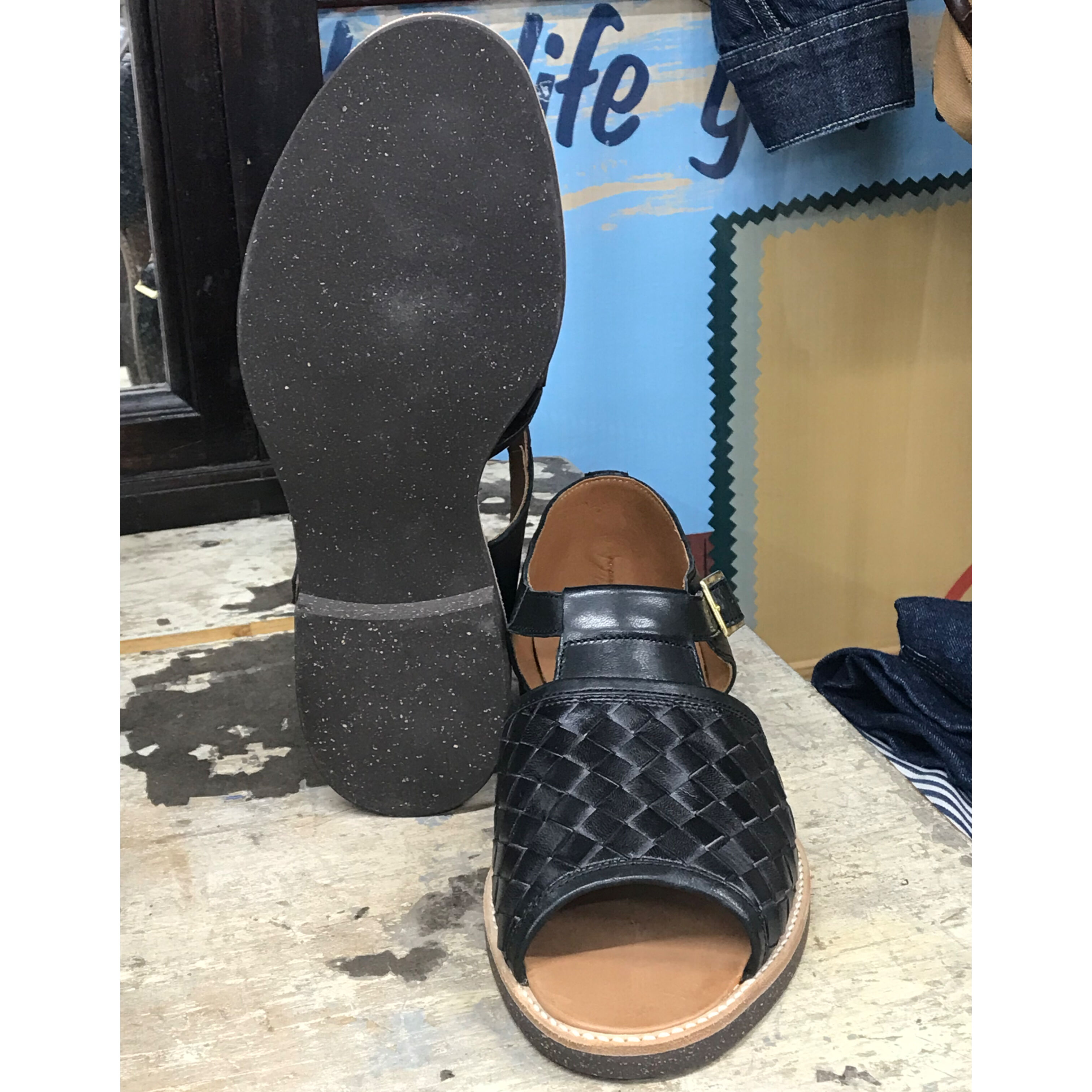 Classical Horsehide Mesh Sandals LOT1185 BLACK
