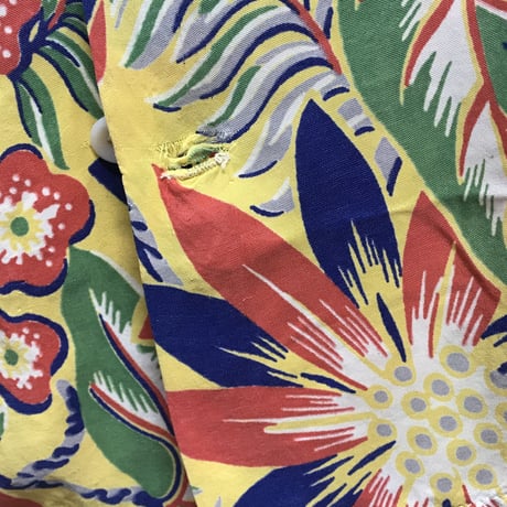 Vintage Horizontal Pattern Hawaiian Shirts