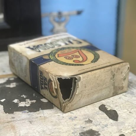 Vintage Lee Mercantile SAL SODA Box