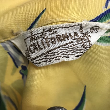 Vintage Horizontal Pattern Hawaiian Shirts