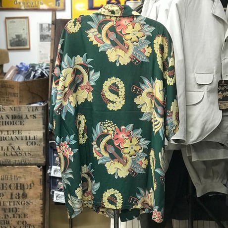 Vintage MACINTOSH UKULELE Hawaiian Shirts