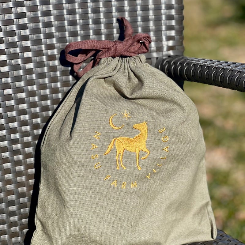 カラーロゴ巾着 | NASU FARM VILLAGE ONLINE STORE