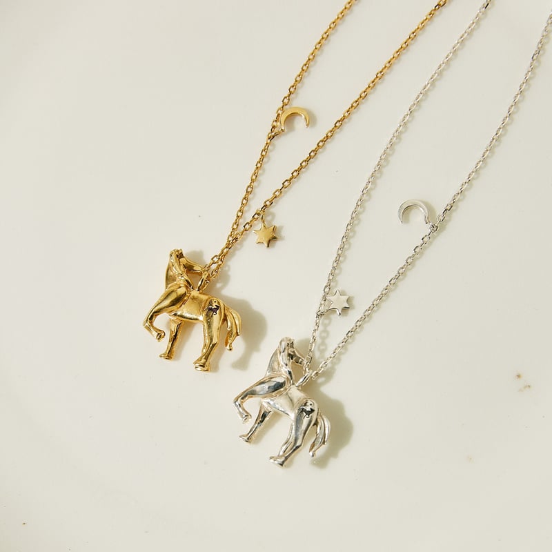 FARM LOGO HORSE SILVER NECKLACE | NASU FARM VIL