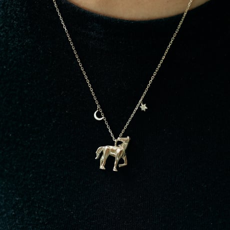 FARM LOGO HORSE SILVER NECKLACE