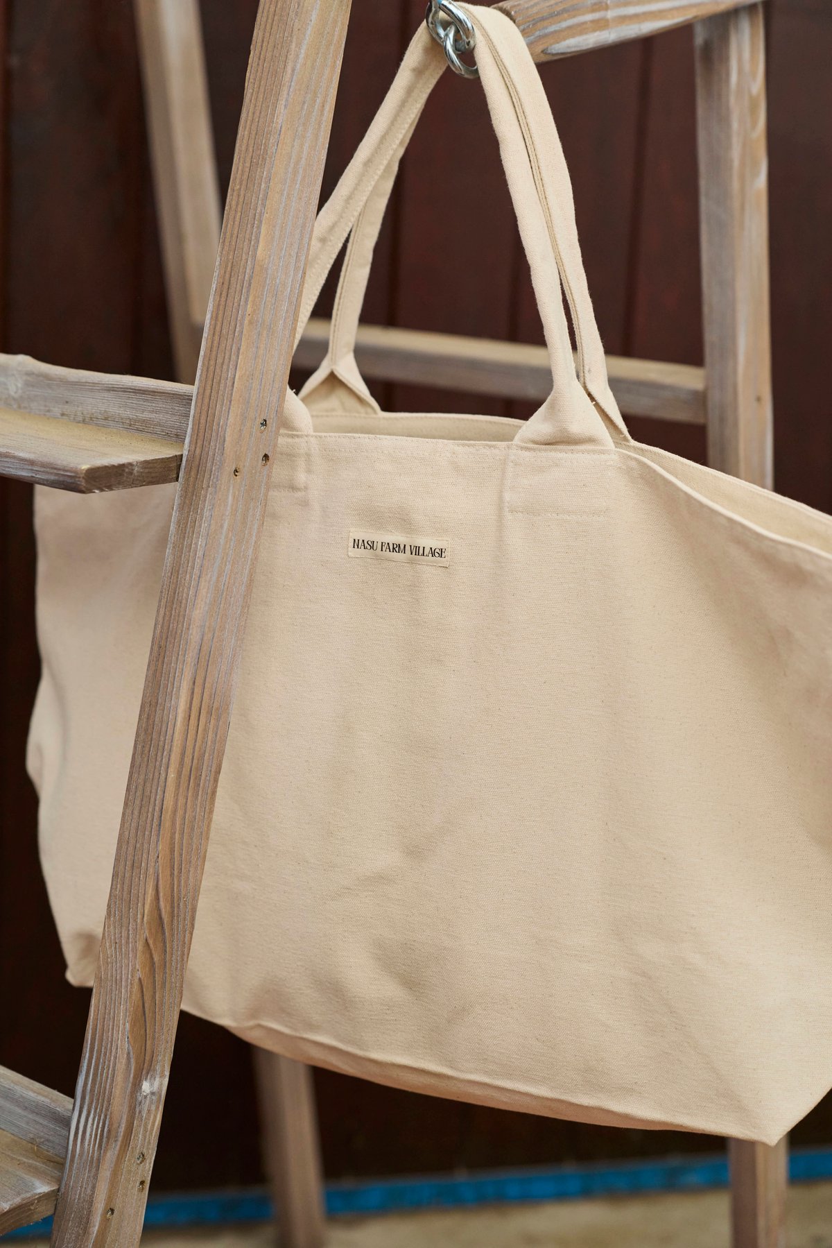 Can't Stop Loving Horse Club, Zip Tote | NASU F