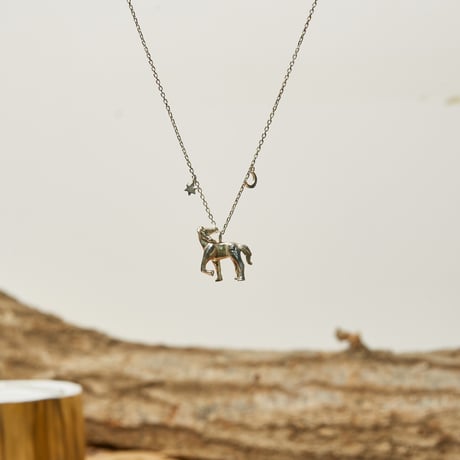 FARM LOGO HORSE SILVER NECKLACE