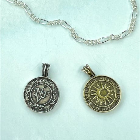 Farm Medal Pendant Top