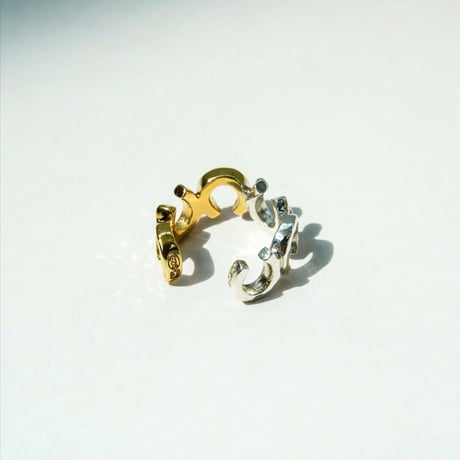 TC Horseshoe Earcuff