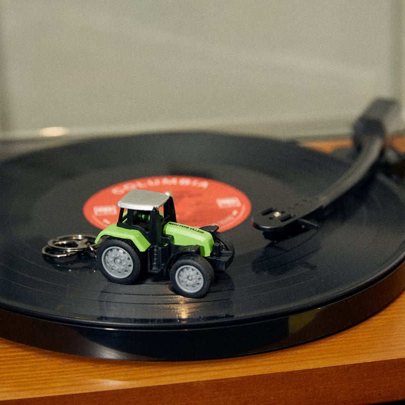 FARM TRACTOR KEY CHARM | NASU FARM VILLAGE ONLI