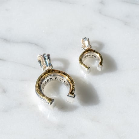 Signet Horseshoe Top | NASU FARM VILLAGE ONLINE
