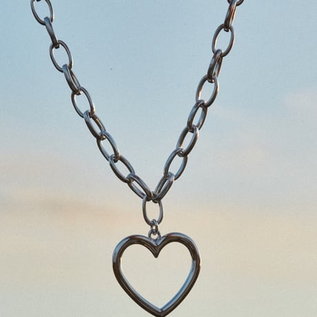 FARM HEART CHAIN NECKLACE