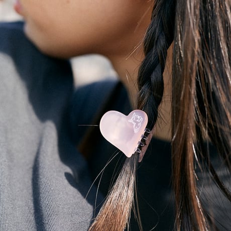 SABLE HEART HAIR CLIPS