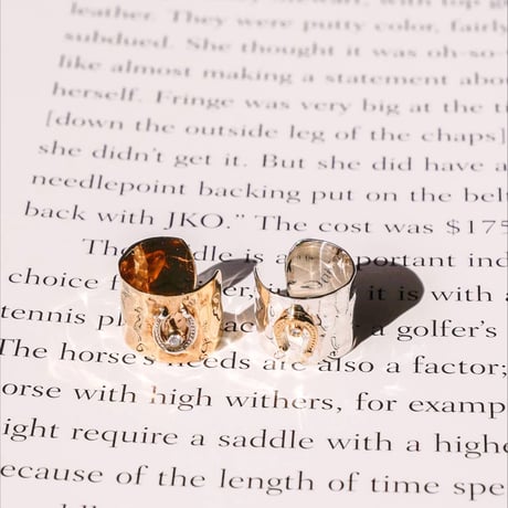 Farm Horseshoe Earcuff