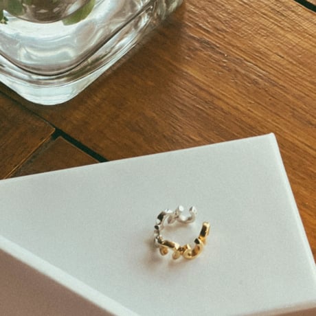 TC Horseshoe Earcuff