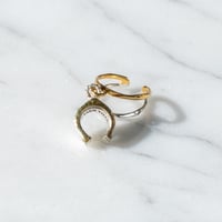 Sway Horseshoe Earcuff