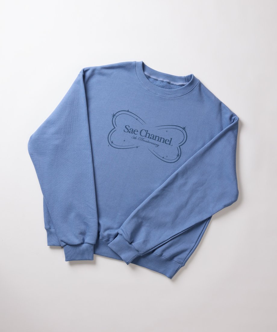 那須ファームヴィレッジ　ワッペン　トレーナー　紗栄子さん着用　nasufarm Sae Channel 5th Anniversary Sweat | NASU FARM V