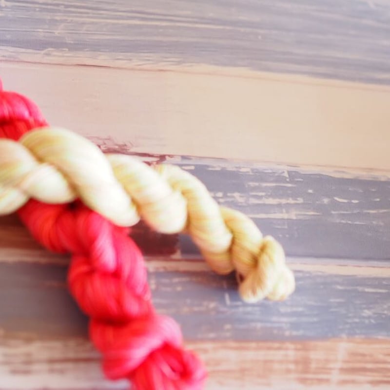 手染め刺し子糸お任せ2本セット | さしこのさなのん
