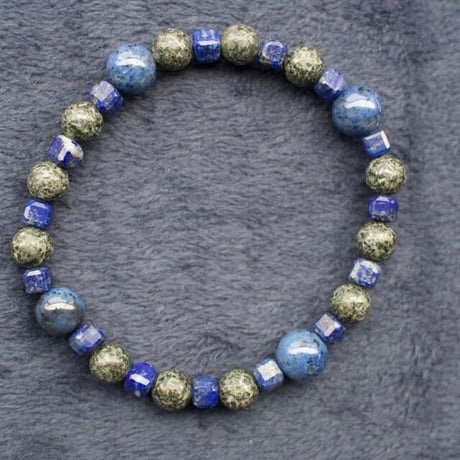 〈穏やかに最強の流れに向かう〉ピースフル・グレイテストフロー・ブレスレット