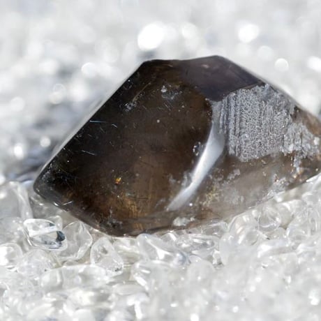 〈暗闇を照らすセントエルモの火〉スーパーセブン（R）ハーフポリッシュ特大原石