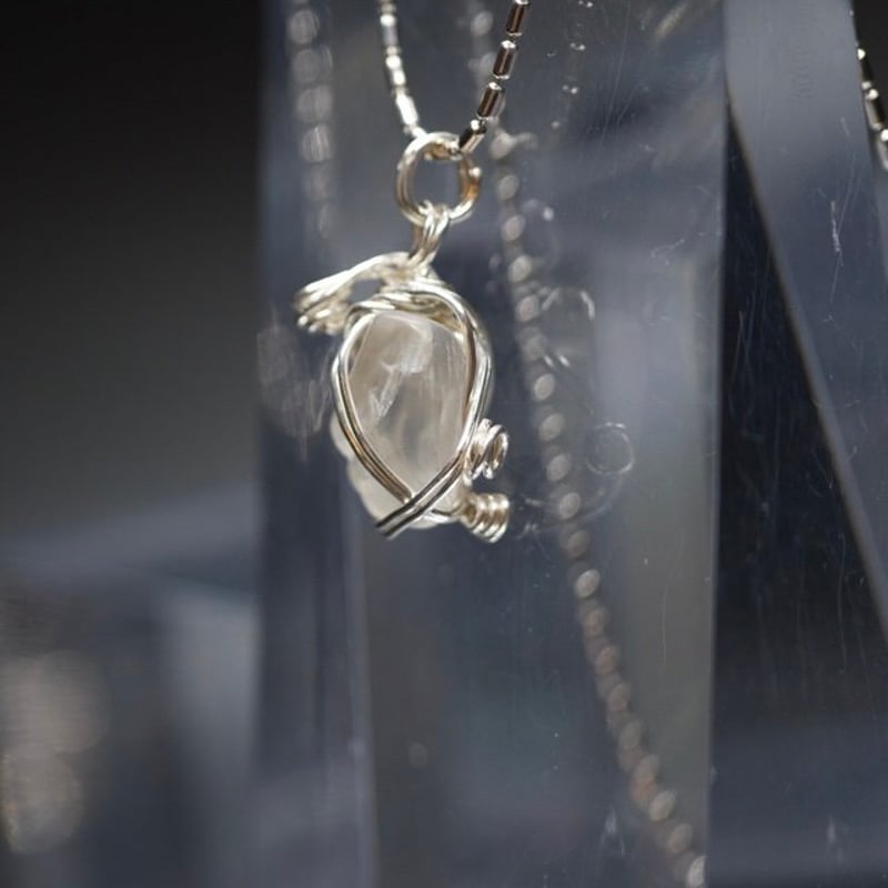 高品質セラフィナイトペンダントレインボーあり最強のヒーリング