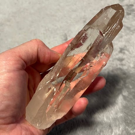 〈宇宙の叡智と豊さ〉コリント産　天然ライトシトリン　カテドラル　スペシャルグレード特大原石
