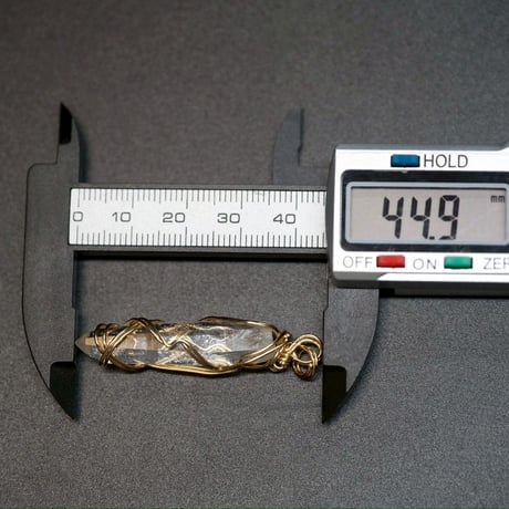 〈宇宙由来の光を地球で放つ〉【超希少　星の種水晶　14KGF 製ワイヤーラップ　大きめサイズ　ペンダント】  6