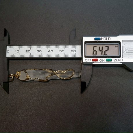 〈光の剣で癒しと解放〉【希少　レーザークォーツ　14KGF 製ワイヤーラップ　大きめペンダント】4