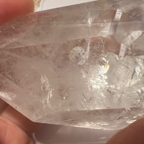 〈宇宙からの愛と癒しを優しく広げる〉【超希少ホワイト・ヘッドクォーツ　特大ポリッシュポイント】