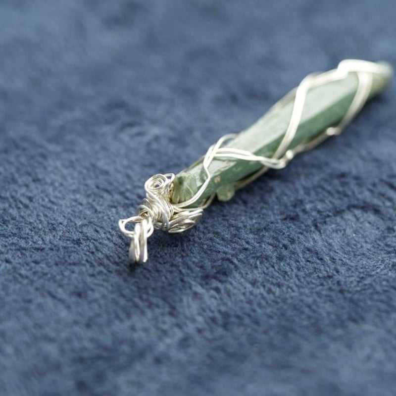 超希少＊セリフォスグリーン＊ギリシャ産 New Models Verne's Inc. Antigo, WI (715) 623-2378