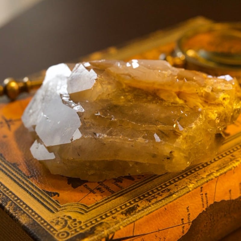 ザギマウンテンクォーツ 慈愛と救済の聖なる水晶 奇跡の黄金の矢 聖なる山