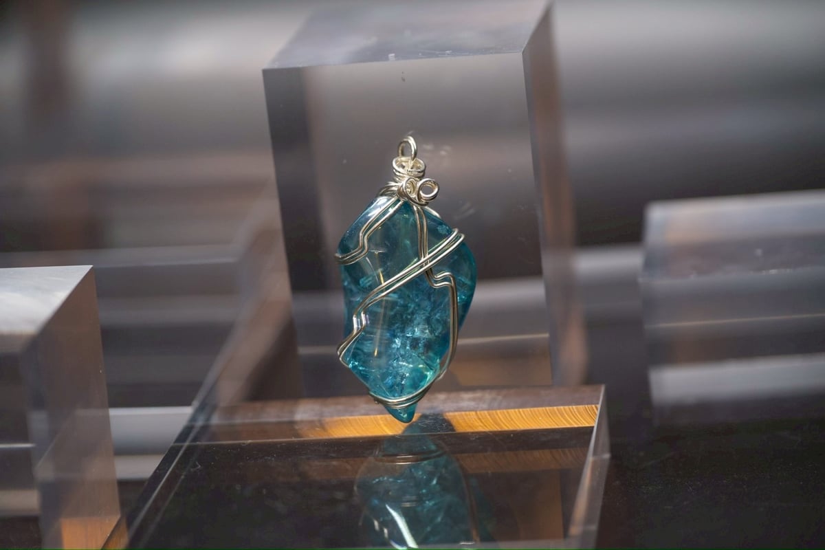 レムリア叡智とブルーエンジェルと虹の女神〉【超希少ロシレム・アクア