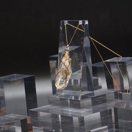 〈強力浄化＆実現化向上〉希少ガネーシュヒマール水晶  極上スーパークリアー　14KGF ワイヤーラップ・大サイズ　ペンダント （5）