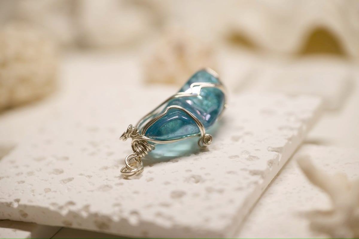 レムリア叡智とブルーエンジェルと虹の女神〉【超希少ロシレム・アクア