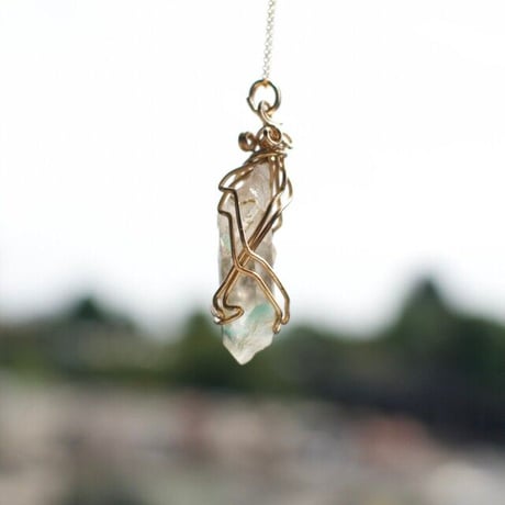 〈たましいの絆と真実の愛と共に幸せに生きる〉【超希少アジョイト/アホーアイト　14KGF 製ワイヤーラップ　大きめペンダント】
