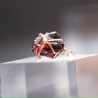 〈宇宙と繋がる真実の自分〉【アンダラクリスタル・超希少グレープパープル】14KPGFワイヤーラップ・大きめペンダント