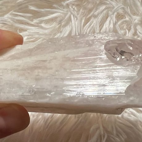 〈超強力ハート浄化と愛の夢実現〉ピンクダンビュライト　スーパー特大原石