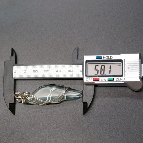 〈ルーツを思い出し愛と調和を生きる〉【アクアレムリア　シルバー925製ワイヤーラップ　ハイグレード　大きめペンダント】　１