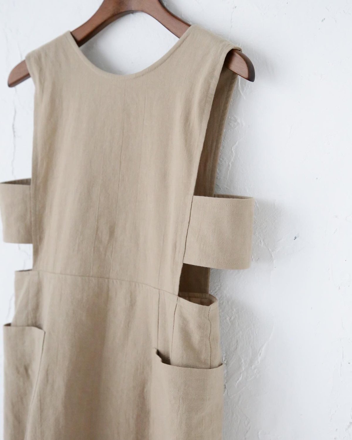 暮chic by futatsukukuri ボタンのワンピース(beige) | kot 暮chic by futatsukukuri ボタンのワンピース(beige) | kot