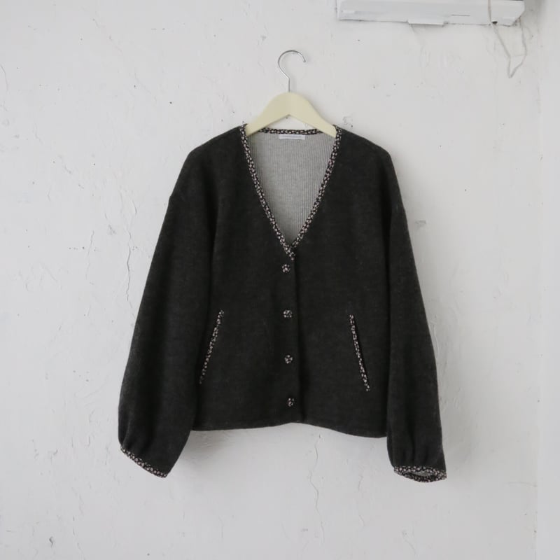 futatsukukuri フタツククリ 素朴なニットジャケット